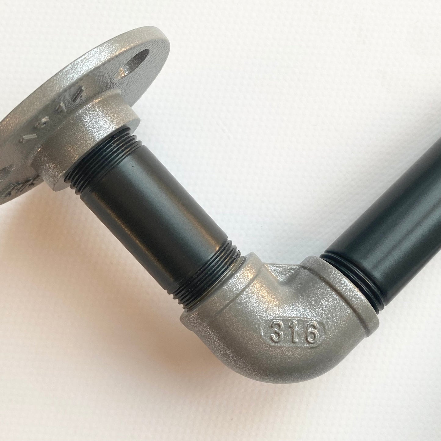 SteelDesign Hamburg Rohrdesign Variante Anthrazit Silber