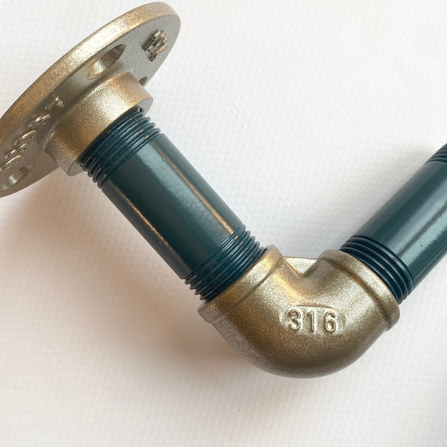 SteelDesign Hamburg Rohrdesign Variante Petrol Messinggold