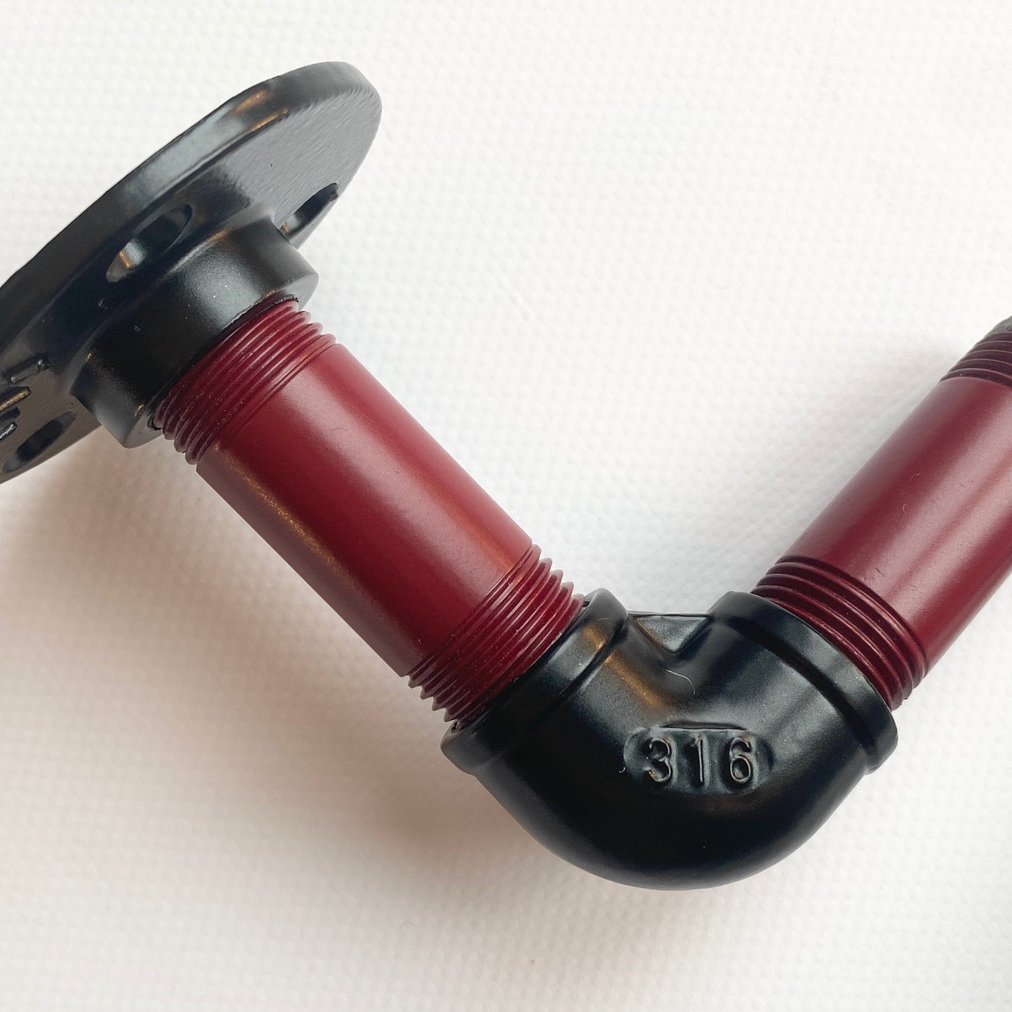 SteelDesign Hamburg Rohrdesign Variante Weinrot Schwarz